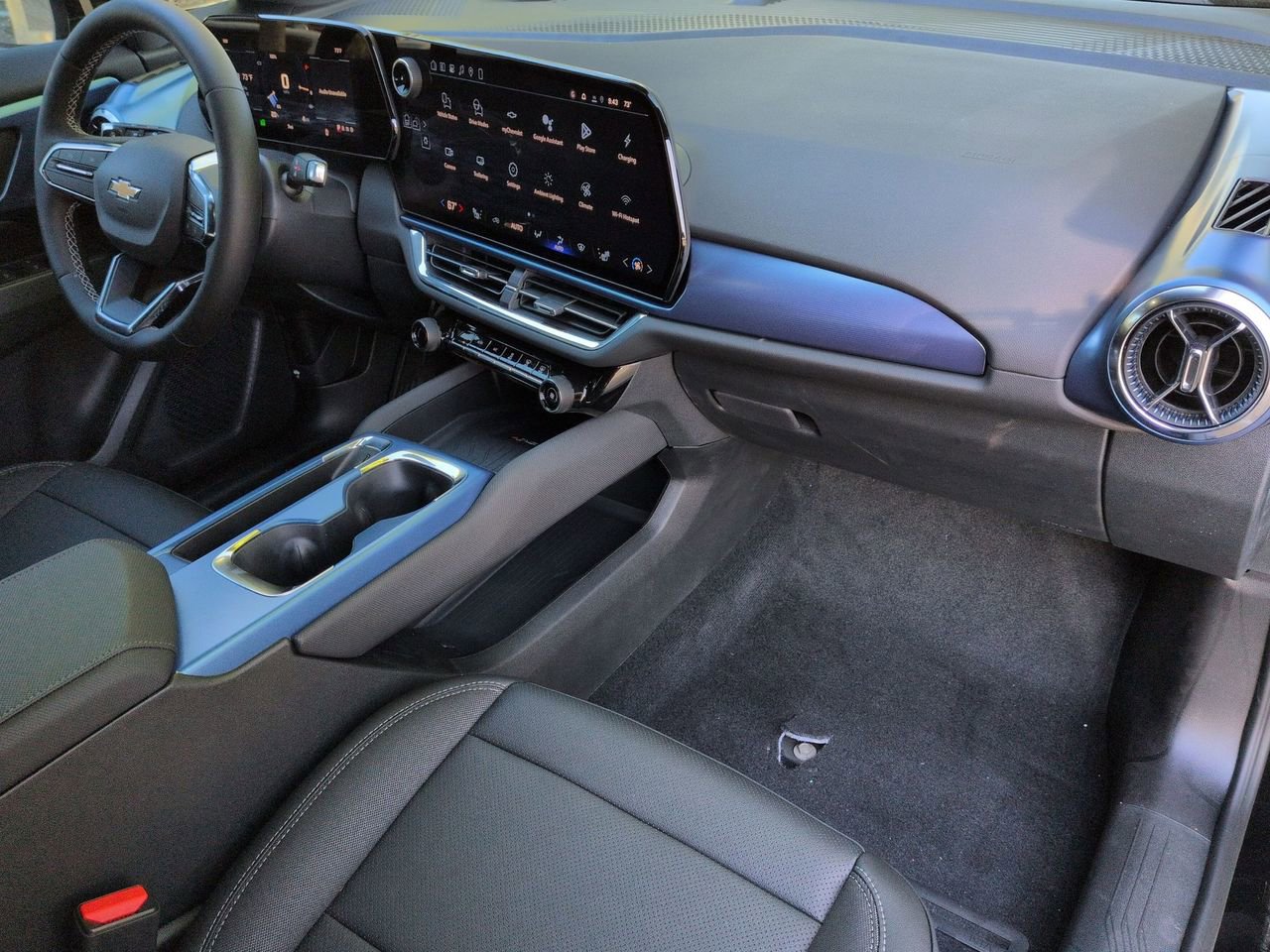 2026 Chevrolet Equinox EV 2LT - Photo 26