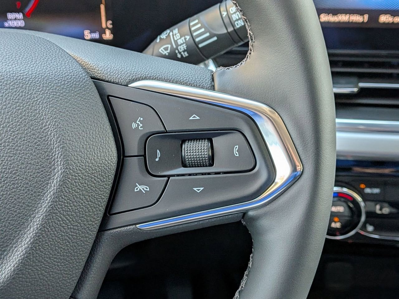 2026 Chevrolet Trax LT - Photo 12