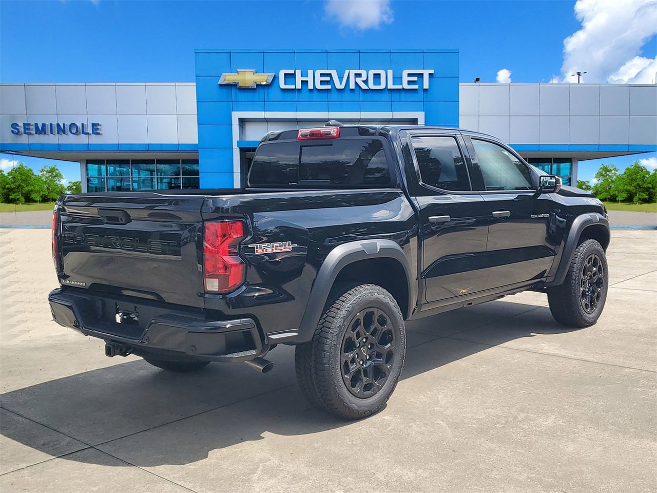 2026 Chevrolet Colorado Trail Boss photo 4