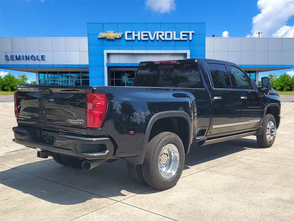 New 2026 Chevrolet Silverado 3500 HD High Country Truck Crew Cab