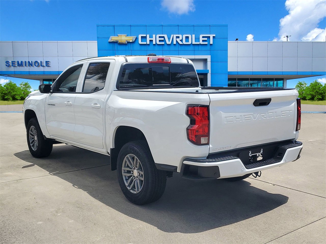 2026 Chevrolet Colorado LT photo 3