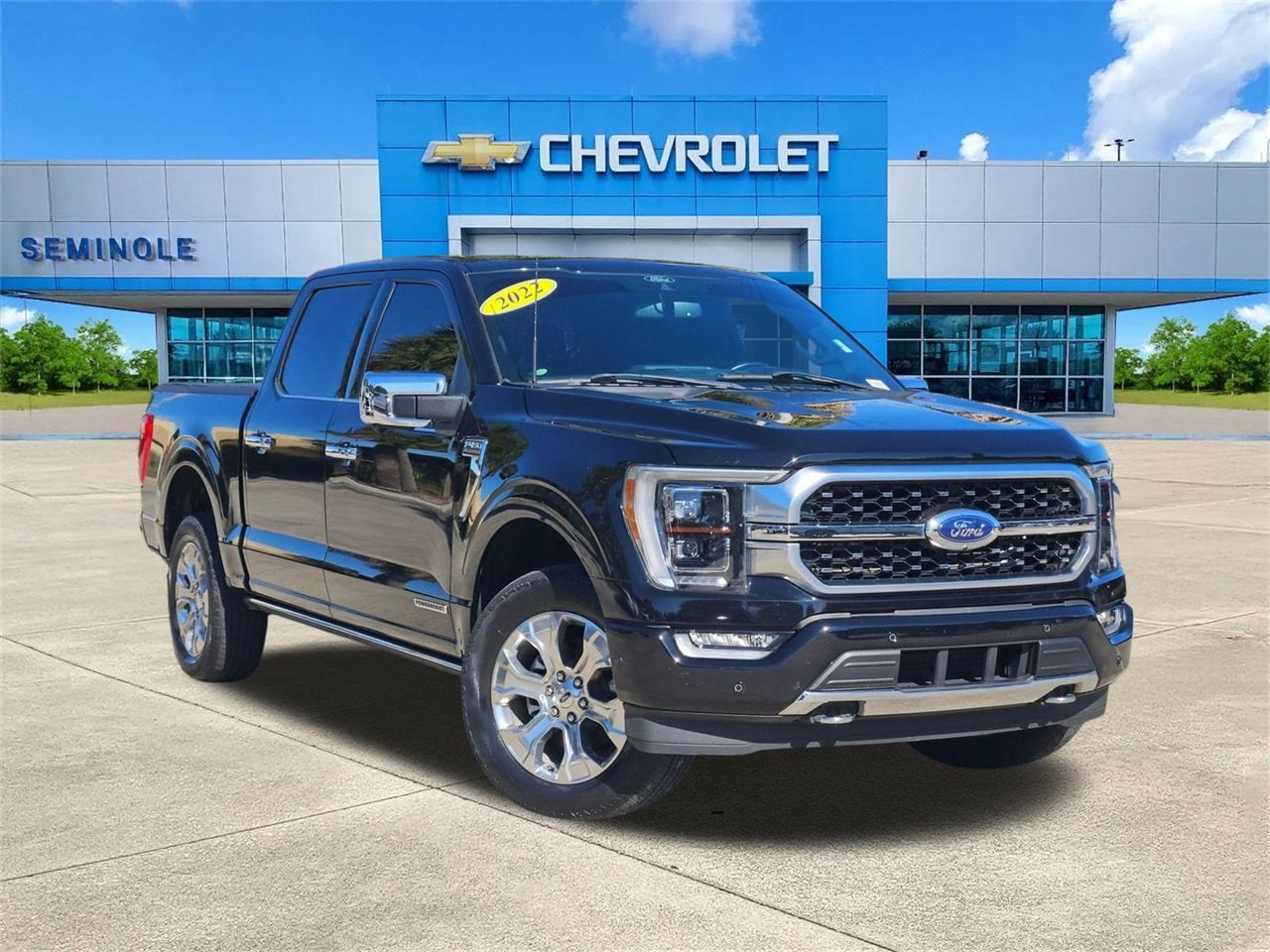 2022 Ford F-150 Platinum's photo
