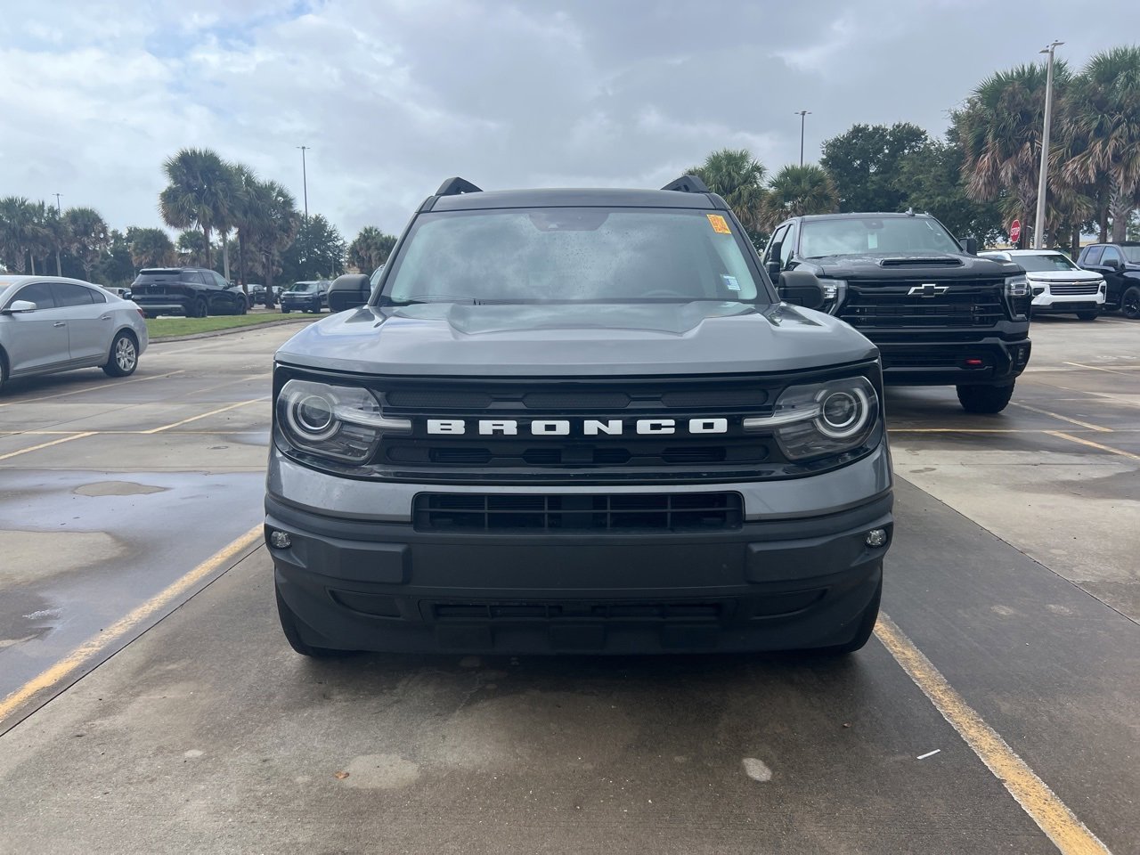 2022 Ford Bronco Sport Outer Banks photo 2