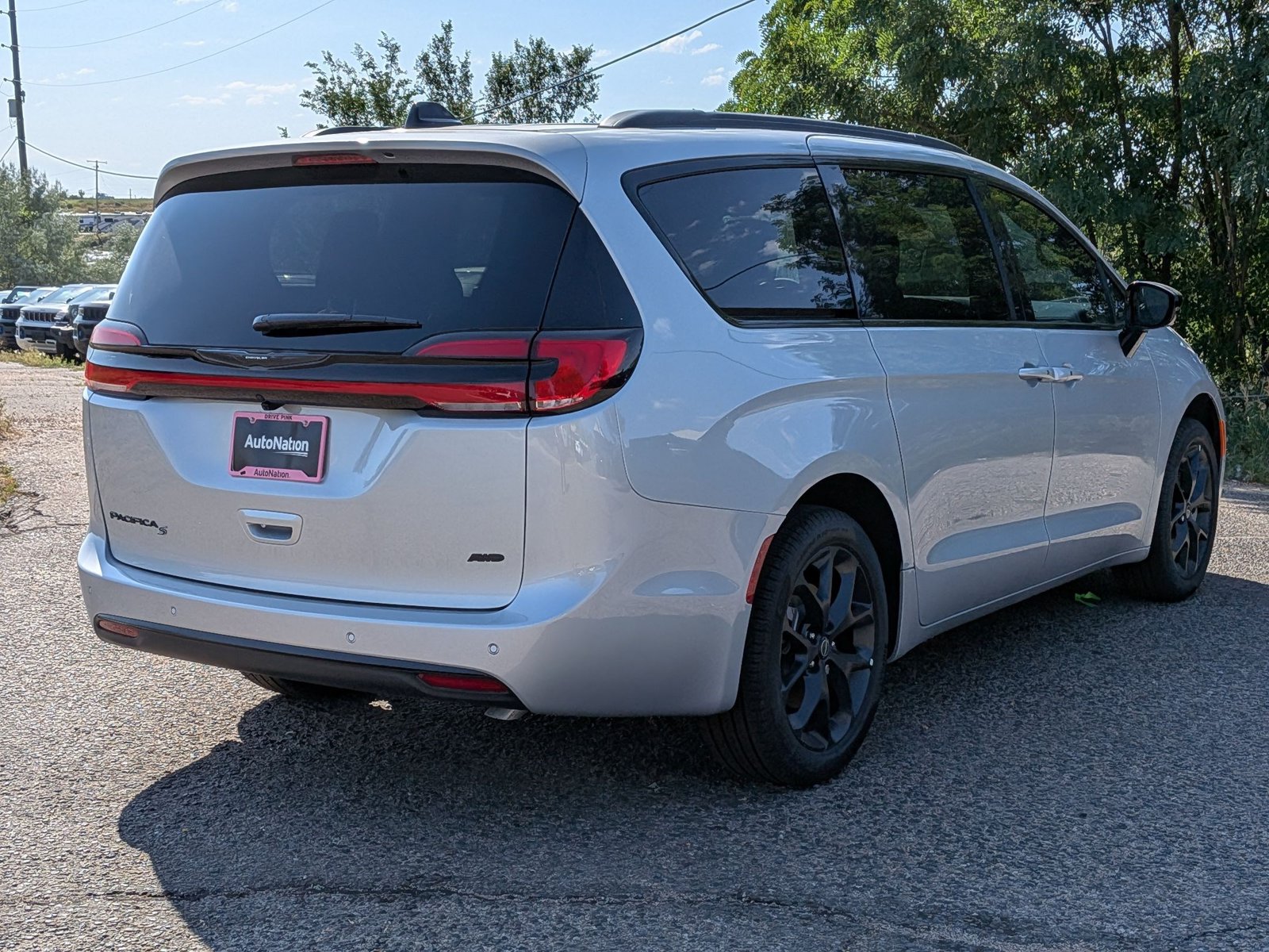 New 2026 Chrysler Pacifica Select Van Passenger Van