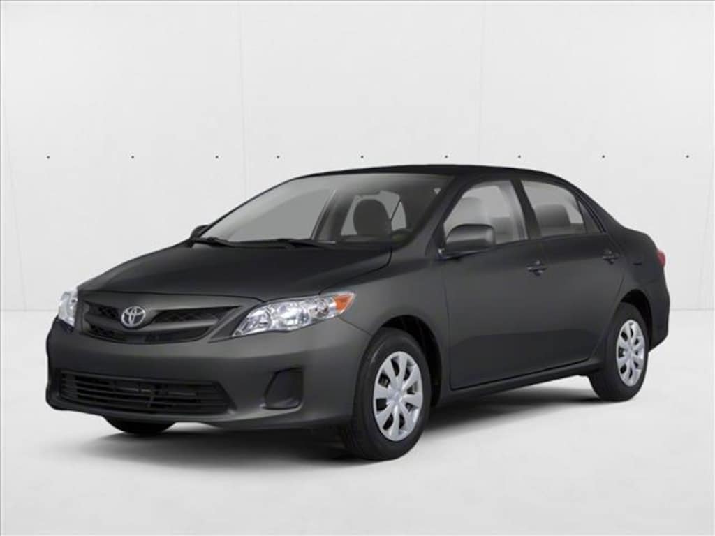 Used 2013 Toyota Corolla LE 4dr Car