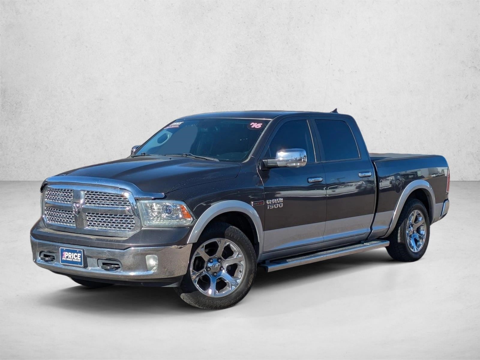 2015 RAM Ram 1500 Pickup Laramie's photo