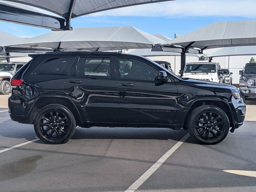 Used 2021 Jeep Grand Cherokee Laredo X Sport Utility