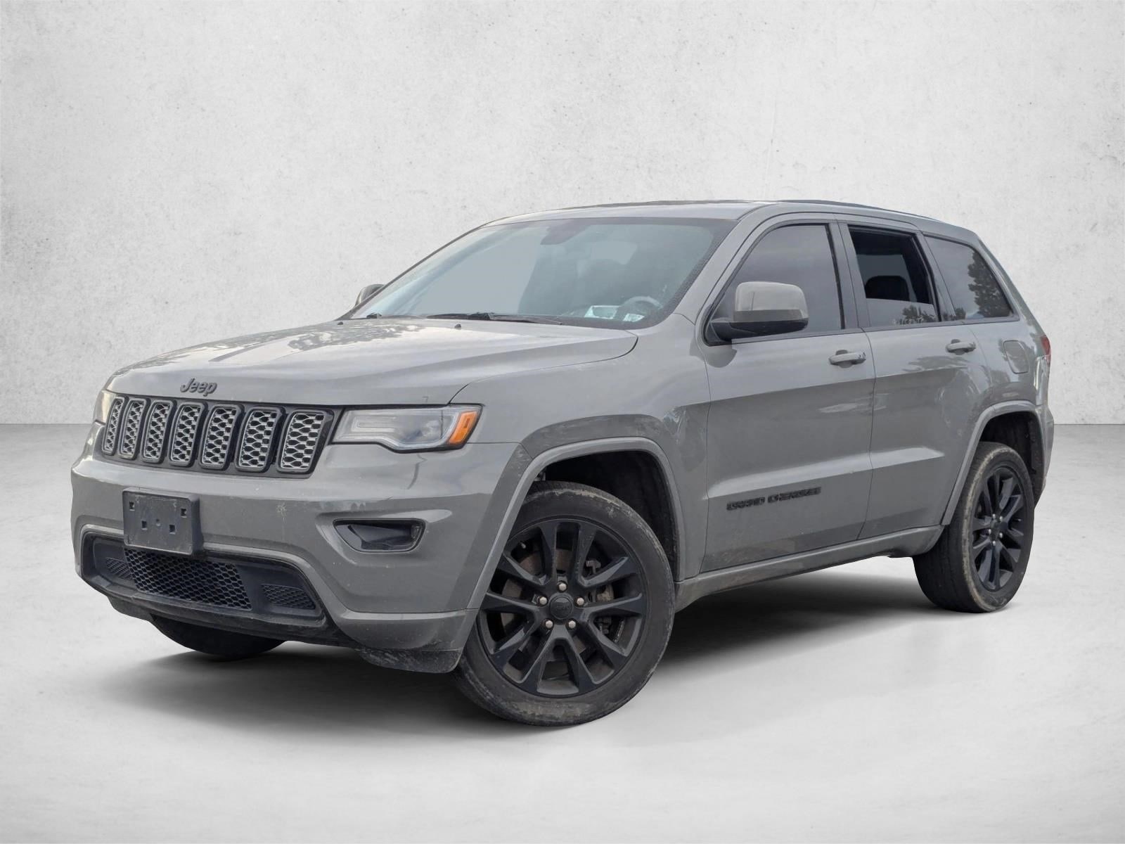 2021 Jeep Grand Cherokee Laredo X's photo