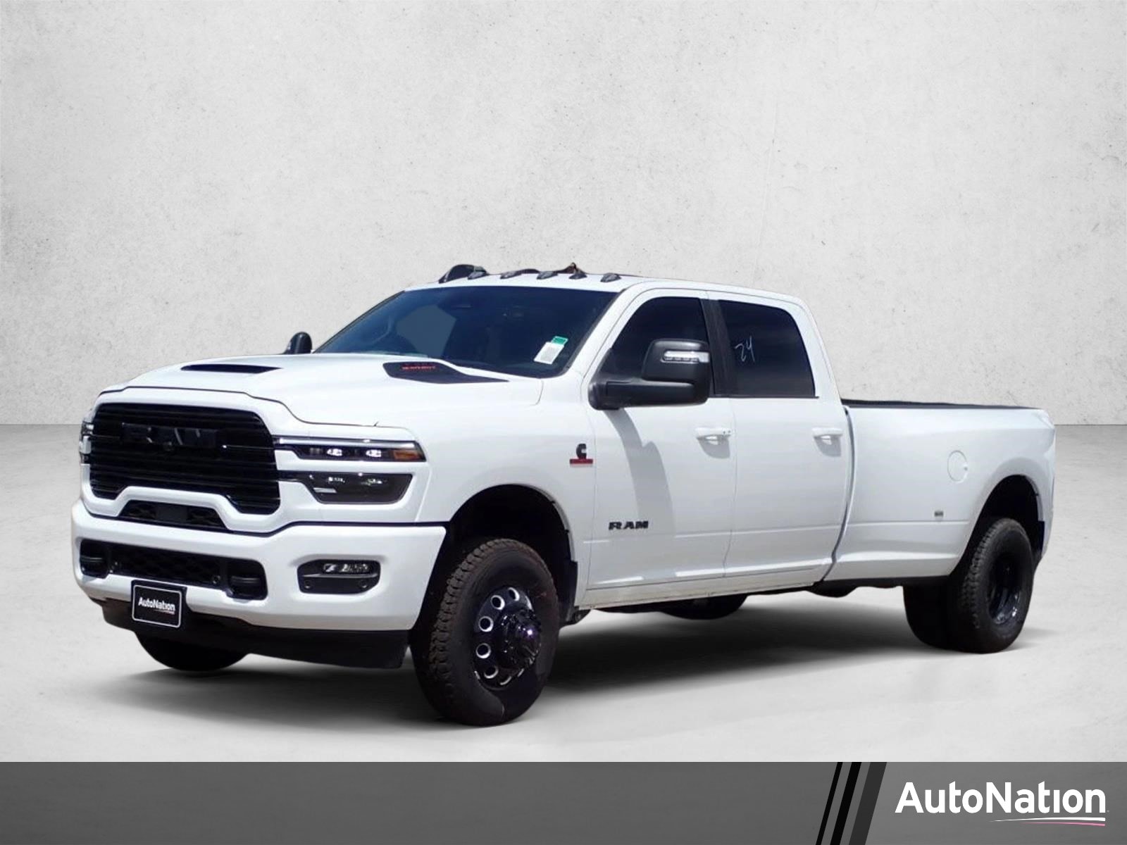 2026 RAM 3500 Laramie 4X4 Crew Cab LWB's photo