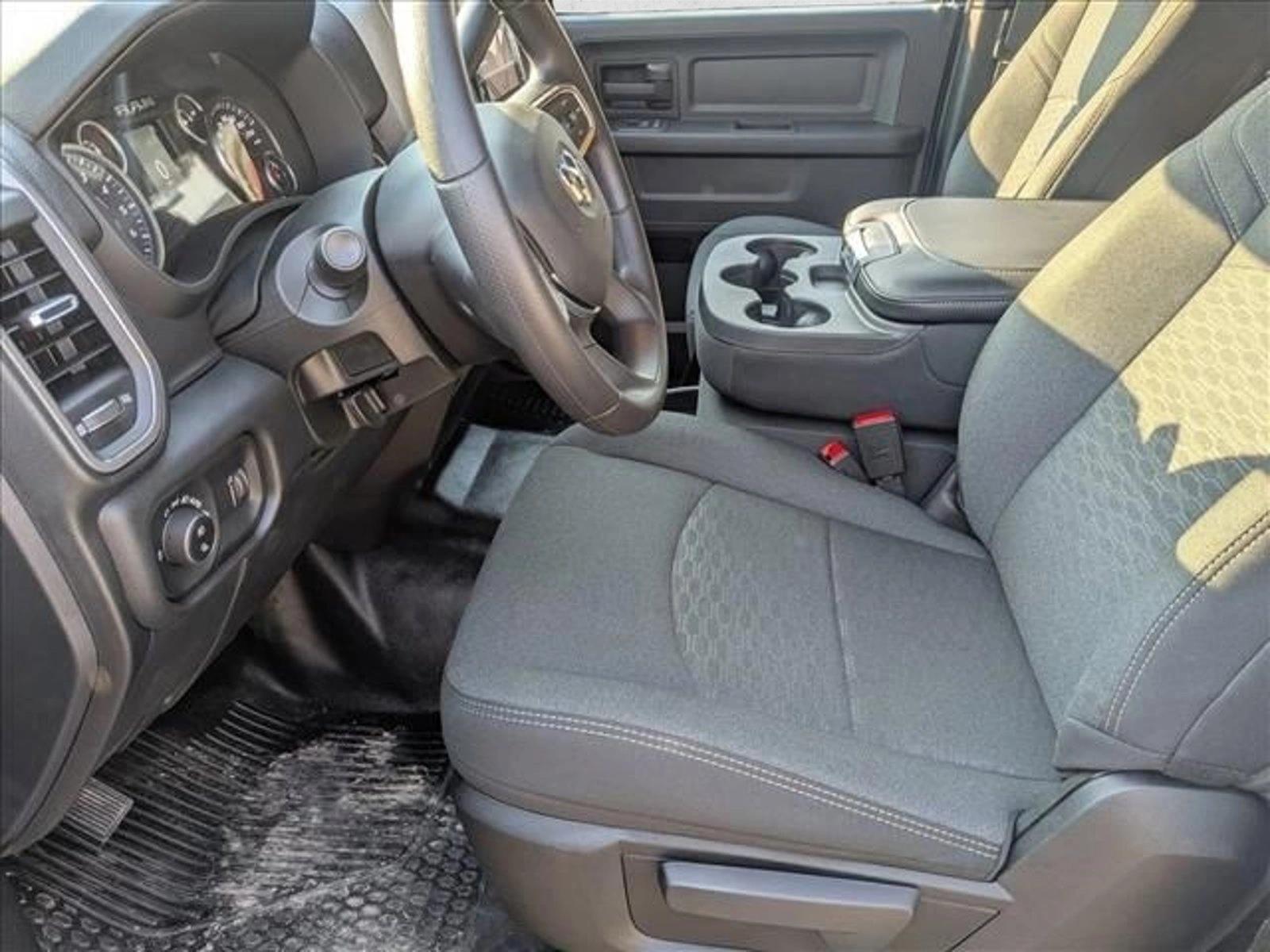 2026 Ram 2500 Tradesman photo 4