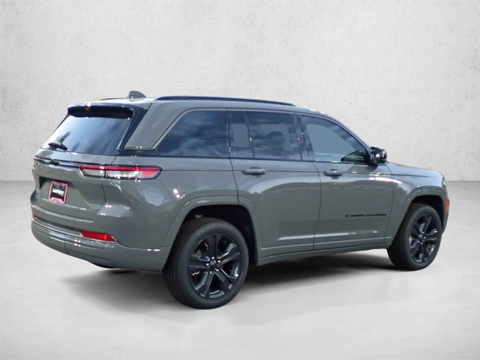 New 2027 Jeep Grand Cherokee Limited Reserve SUV