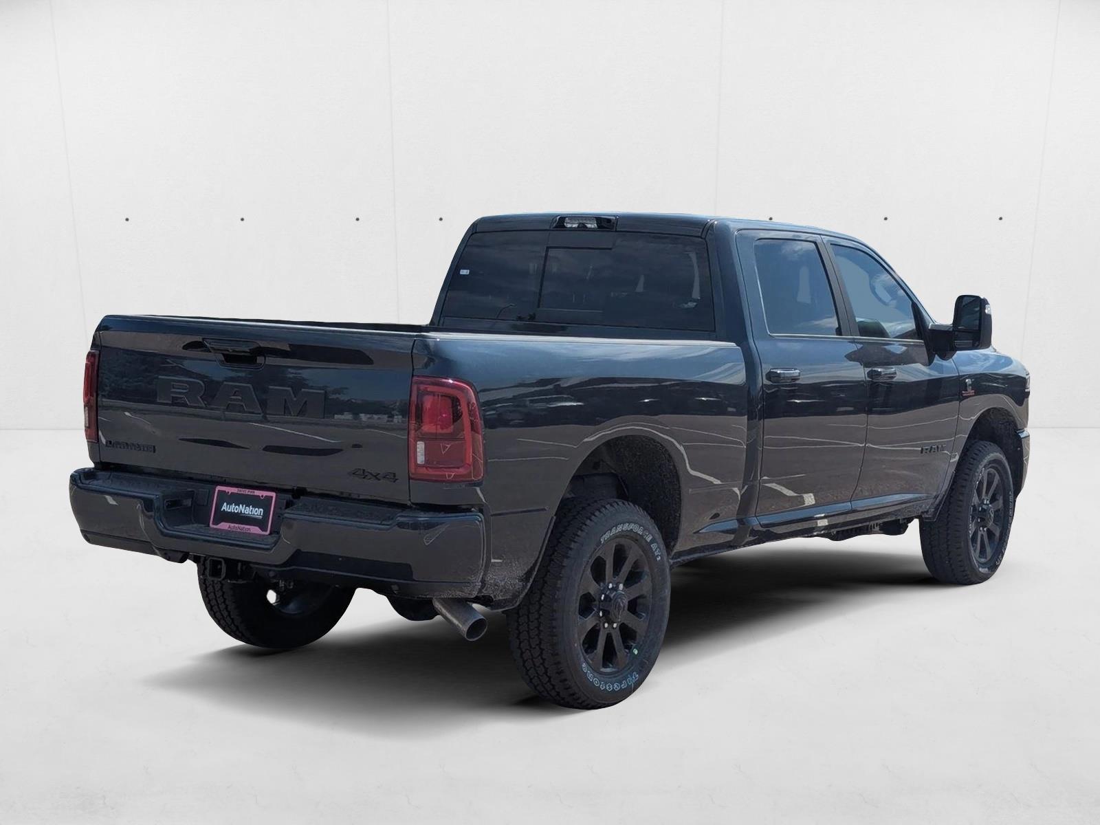 2025 Ram 2500 Laramie photo 2