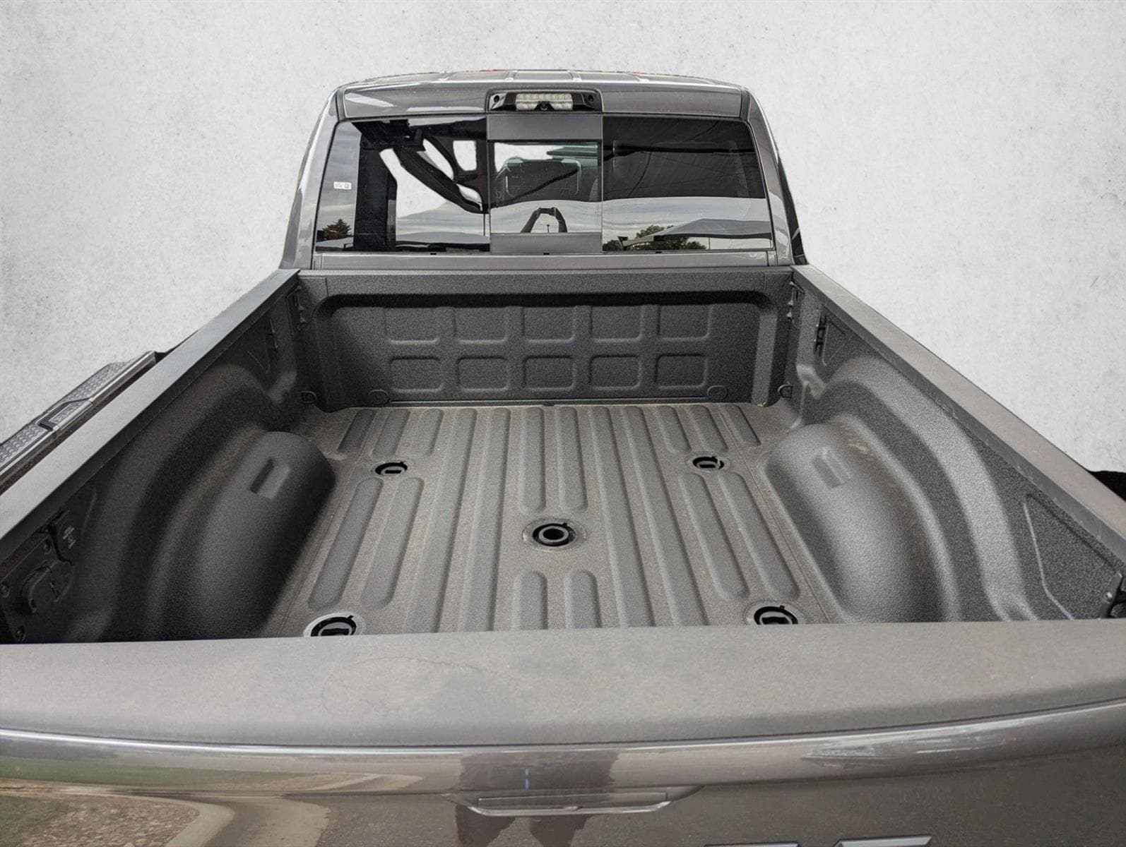 2025 RAM 2500 Laramie - Photo 17