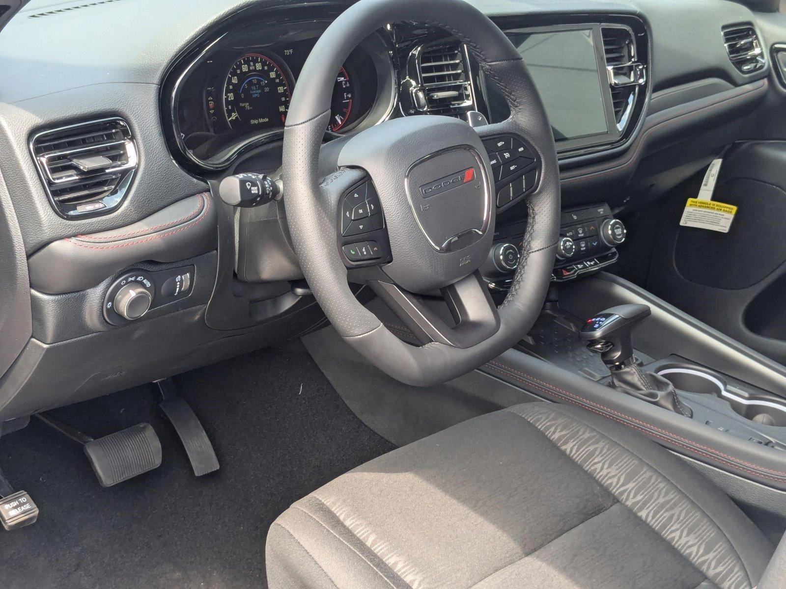 2025 Dodge Durango R/T photo 3