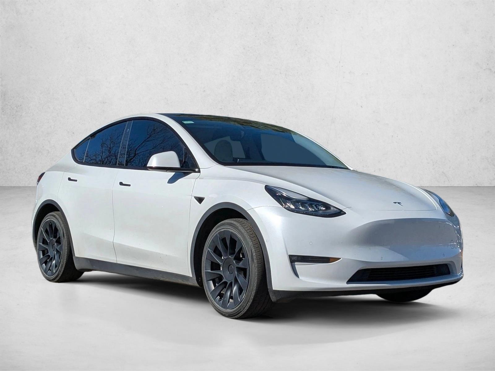 2021 Tesla Model Y Long Range photo 3
