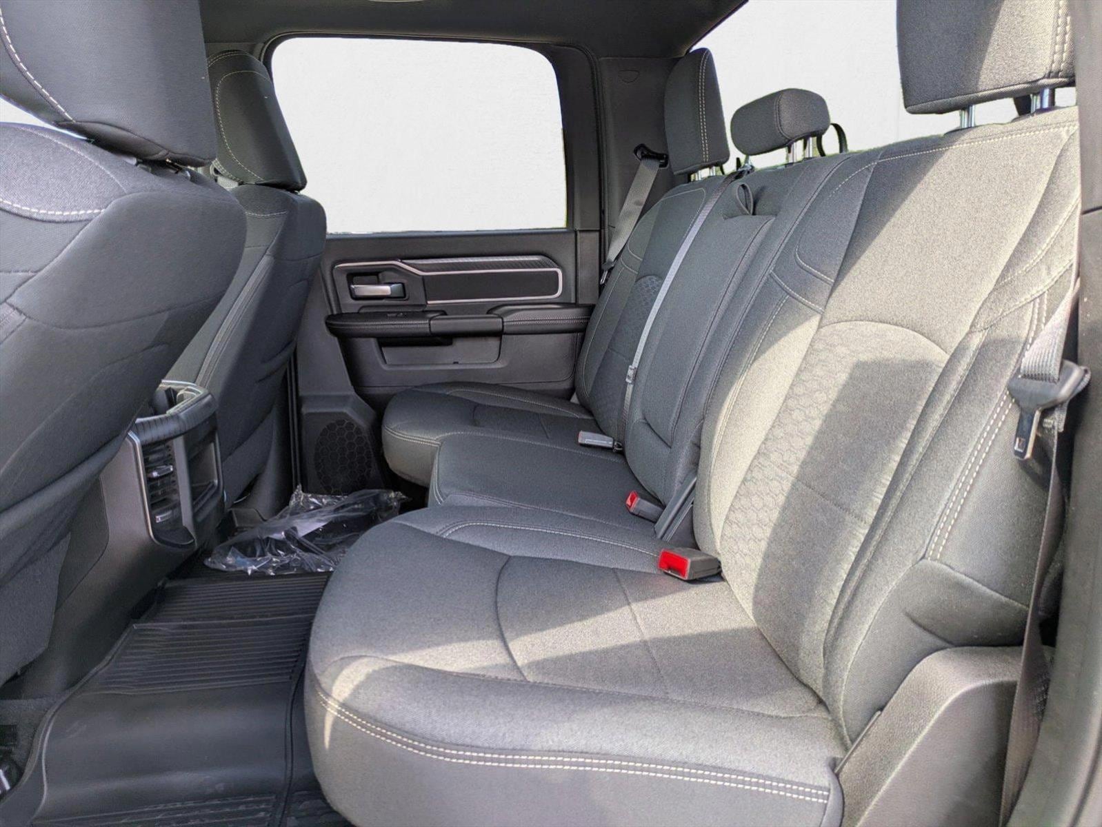 2025 RAM 2500 Big Horn - Photo 16