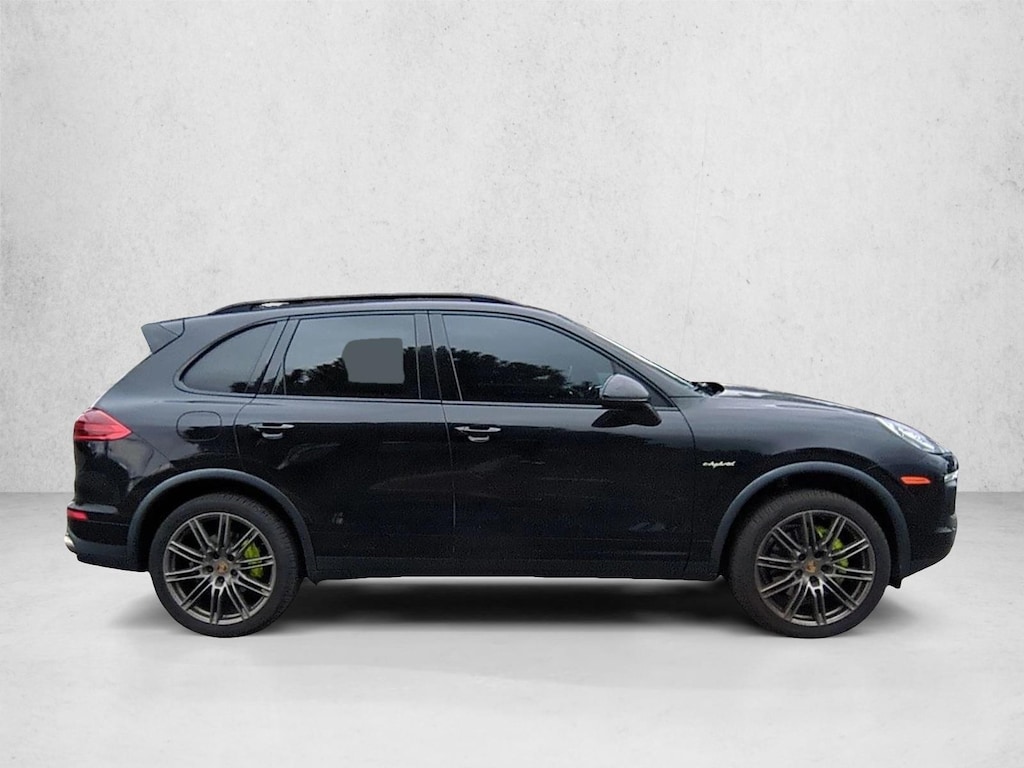 Used 2016 Porsche Cayenne S E-Hybrid Sport Utility