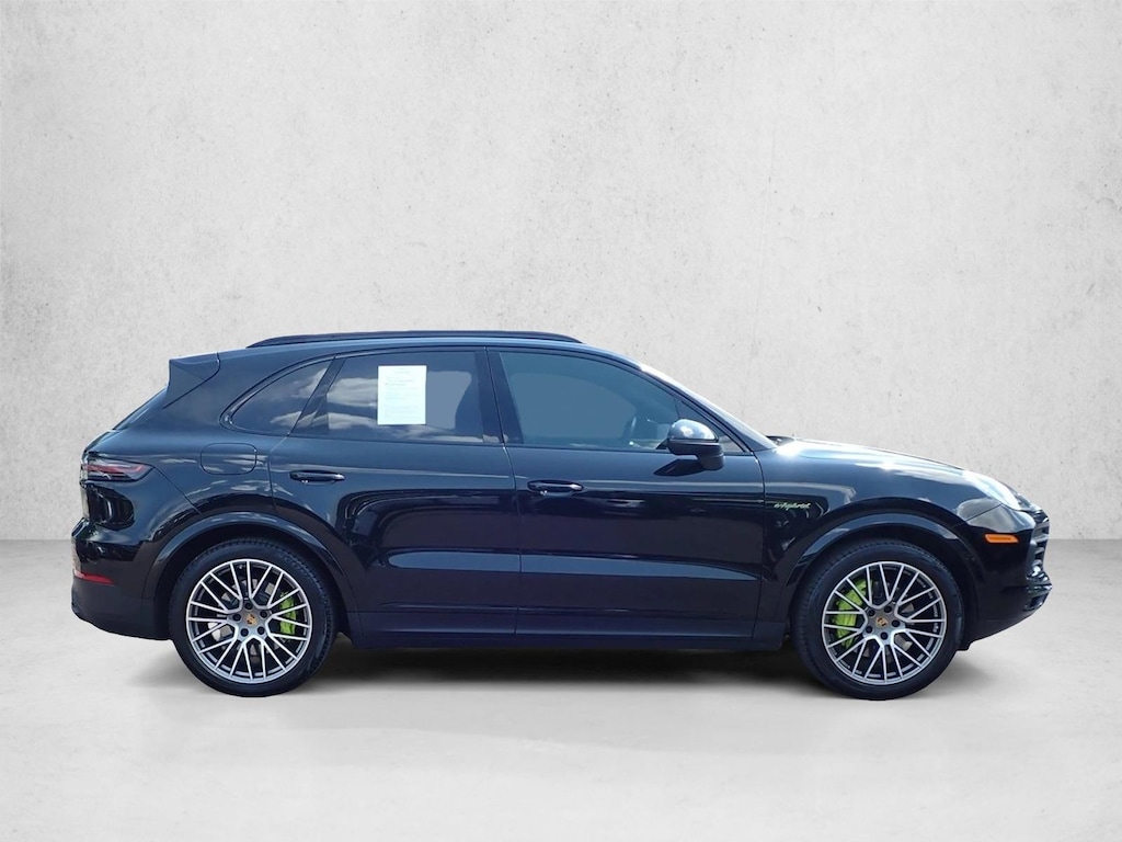Used 2023 Porsche Cayenne Platinum Edition E-Hybrid Sport Utility