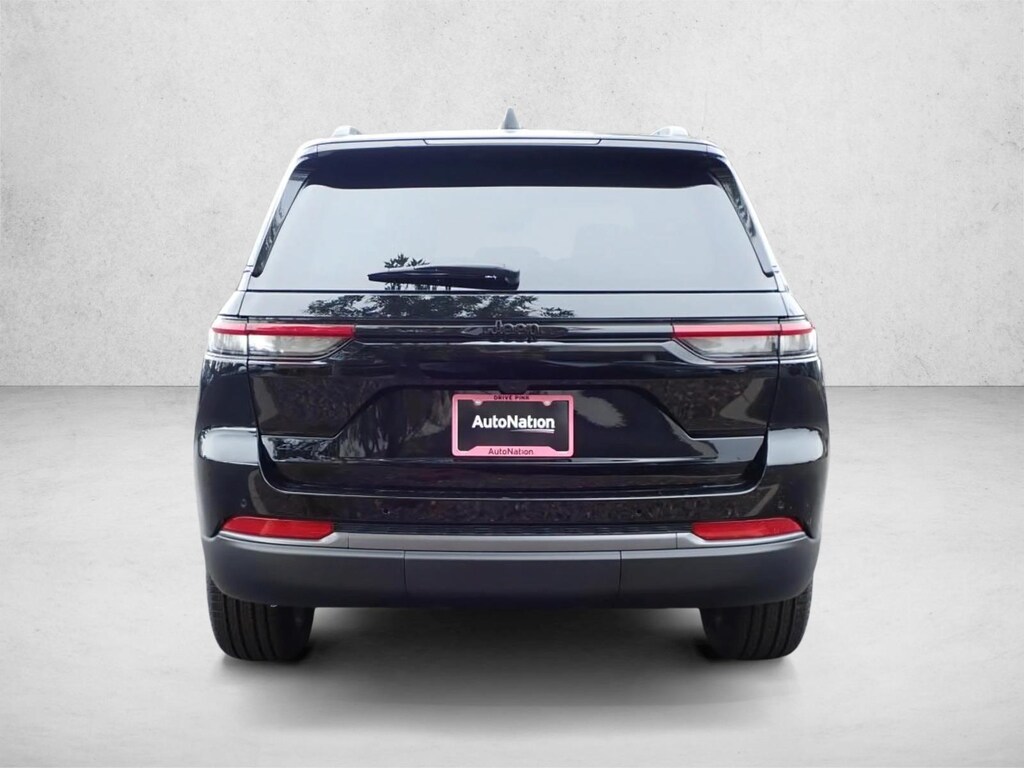 New 2027 Jeep Grand Cherokee Limited SUV