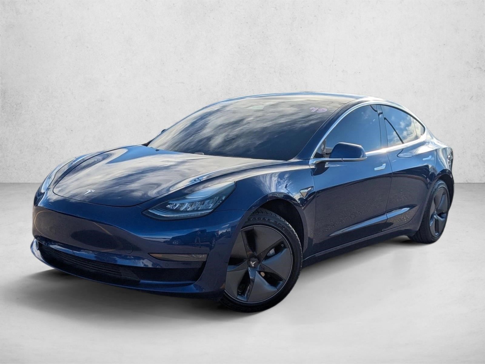 2019 Tesla Model 3 Long Range