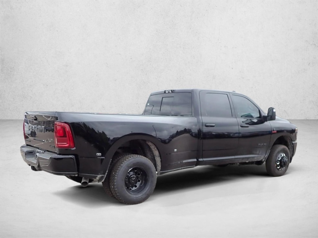 New 2026 Ram 3500 Laramie Truck Crew Cab
