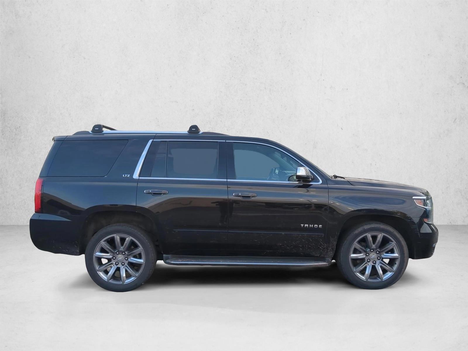 2016 Chevrolet Tahoe LTZ photo 3