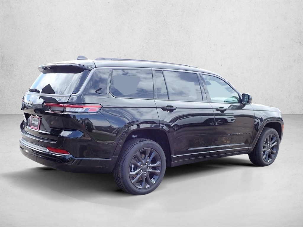 New 2026 Jeep Grand Cherokee L Limited Reserve SUV