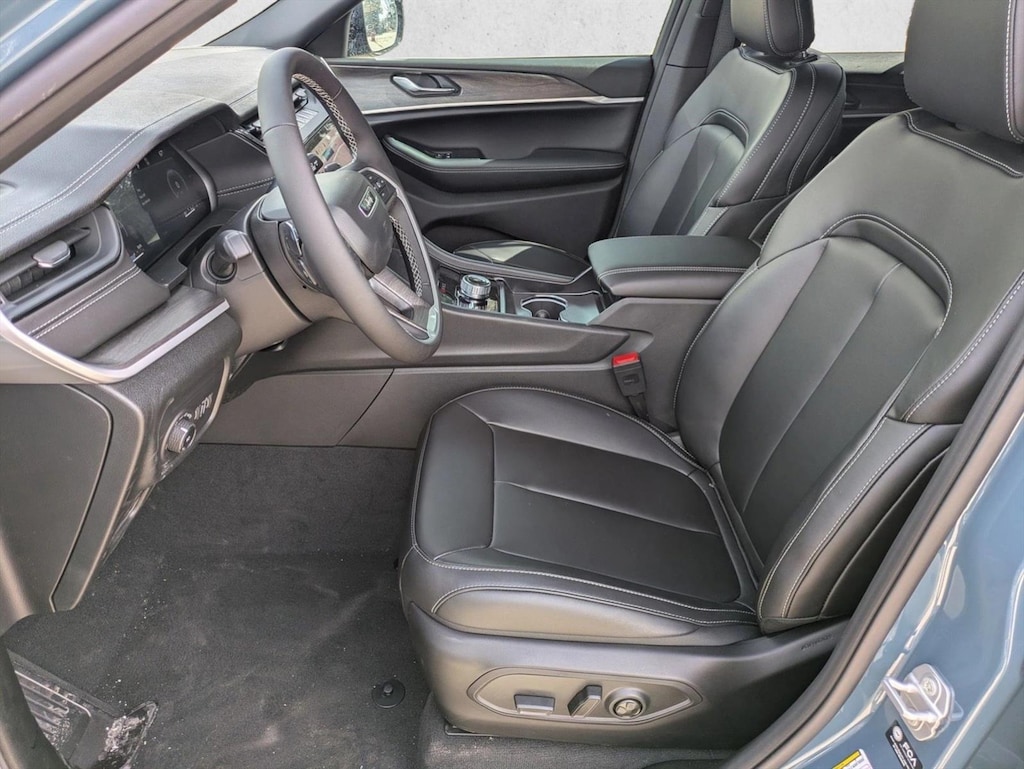 New 2026 Jeep Grand Cherokee Limited SUV