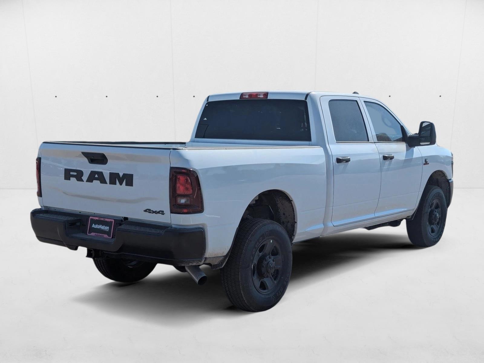 2026 Ram 2500 Tradesman photo 2