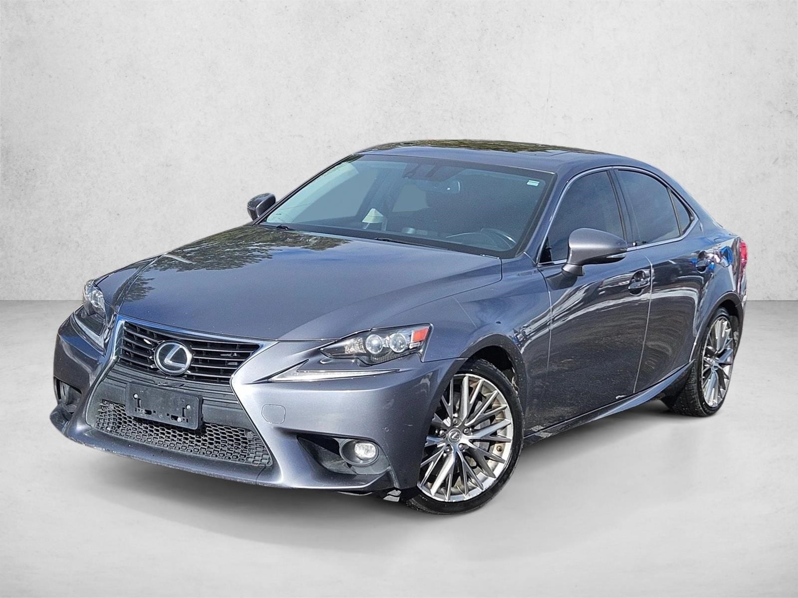 2016 Lexus IS 300's photo