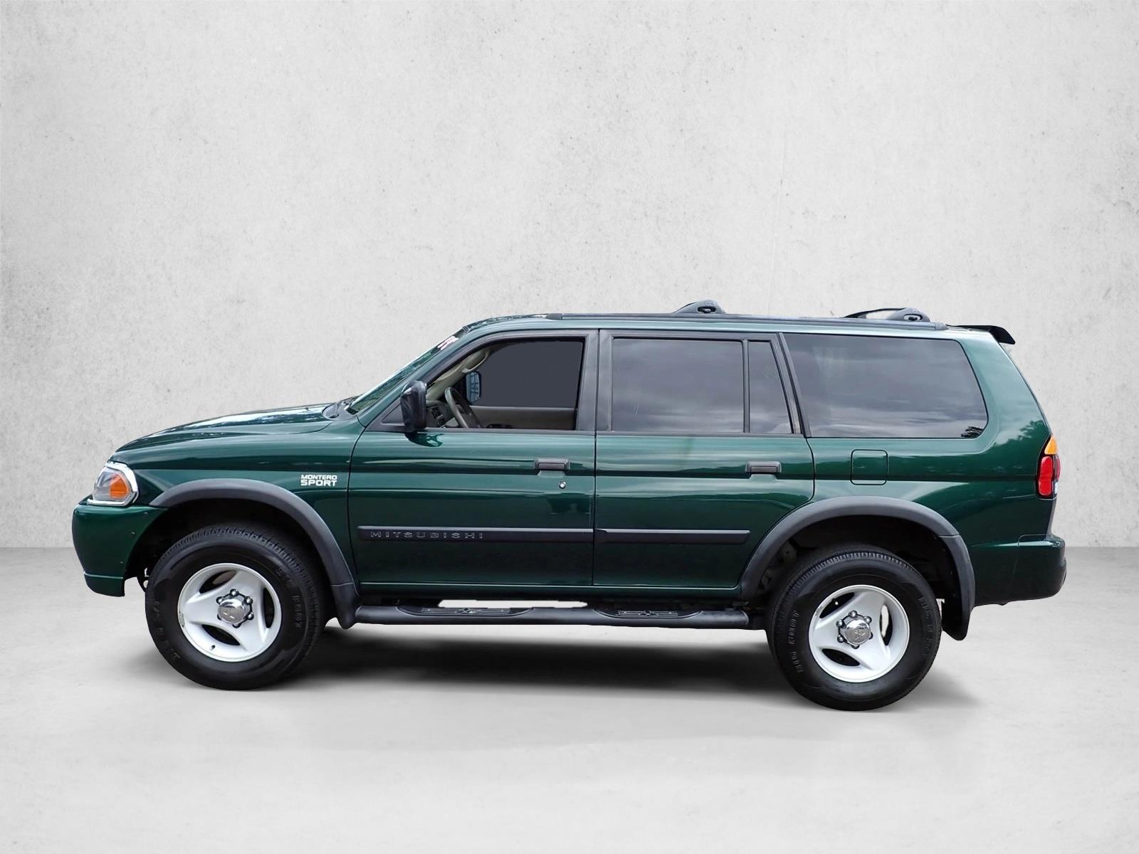 Used 2000 Mitsubishi Montero Sport XLS with VIN JA4LS31H0YP064615 for sale in Littleton, CO