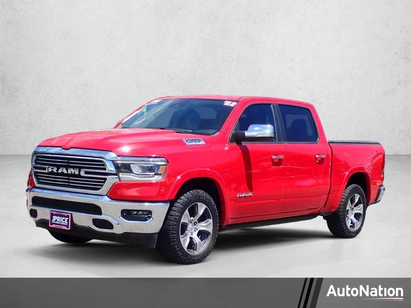 2022 RAM 1500 Laramie 4x4 Crew Cab 5'7's photo
