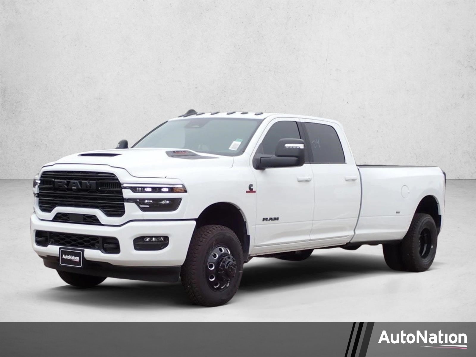 2026 RAM 3500 Laramie 4X4 Crew Cab LWB's photo