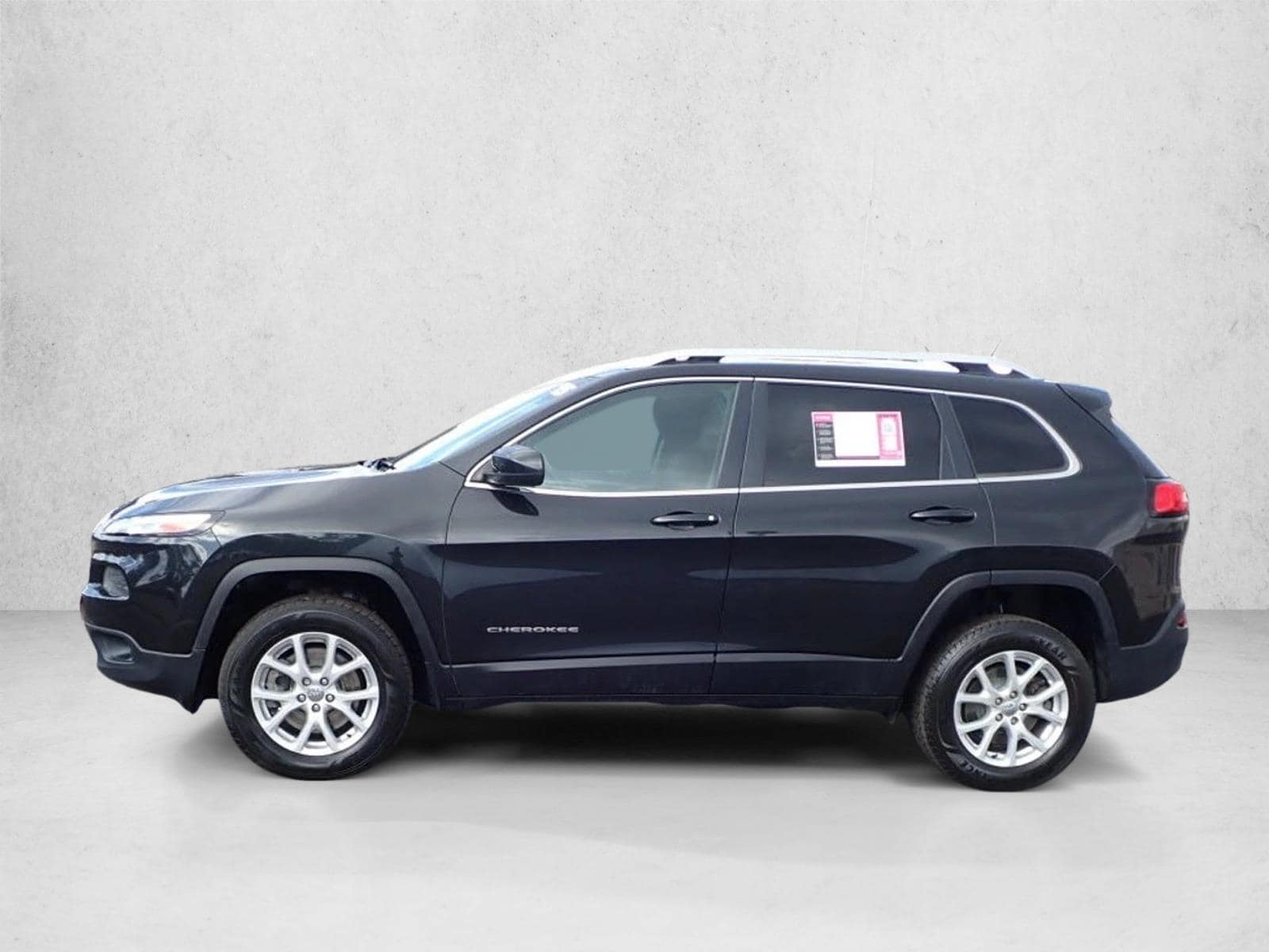 Used 2015 Jeep Cherokee Latitude with VIN 1C4PJMCS1FW727251 for sale in Littleton, CO