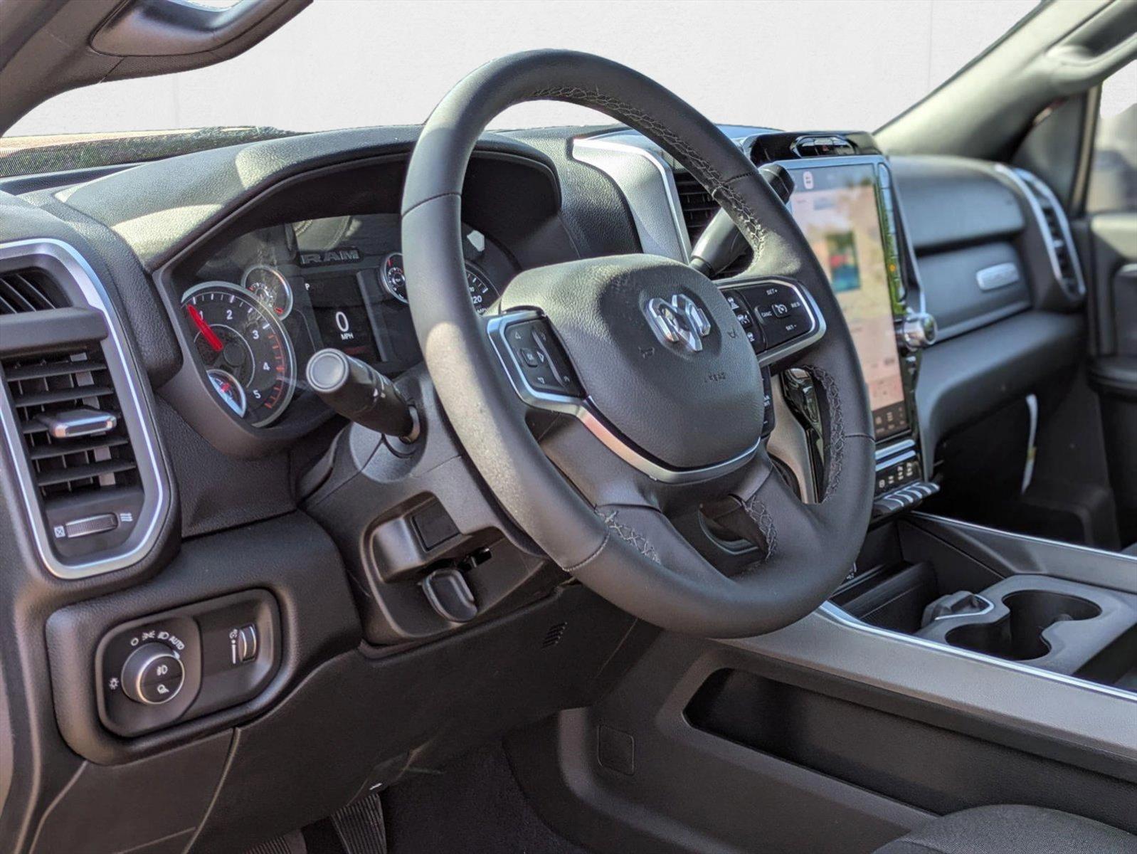 2025 Ram 2500 Big Horn photo 3