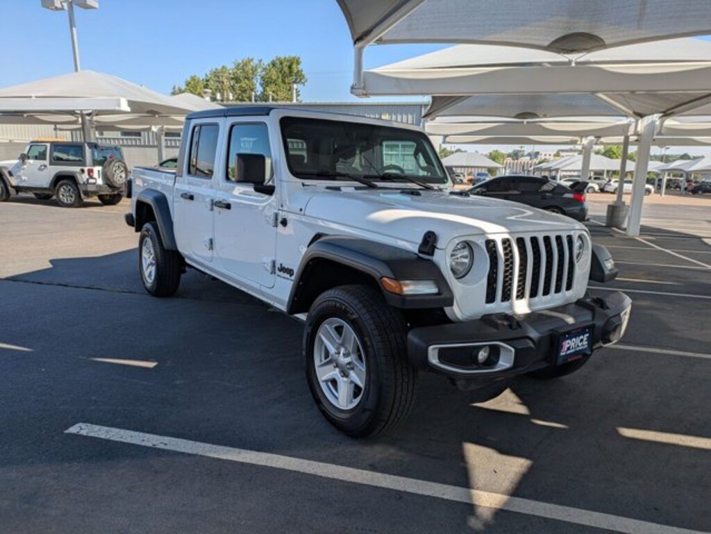 Used 2023 Jeep Gladiator Sport S Crew Cab Pickup