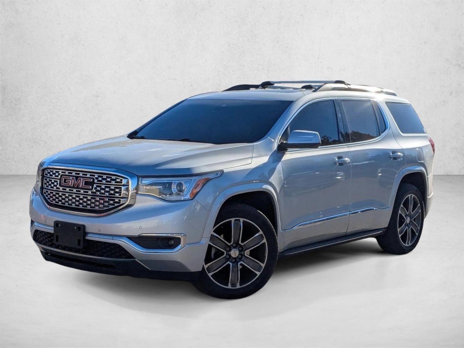 2017 GMC Acadia Denali's photo