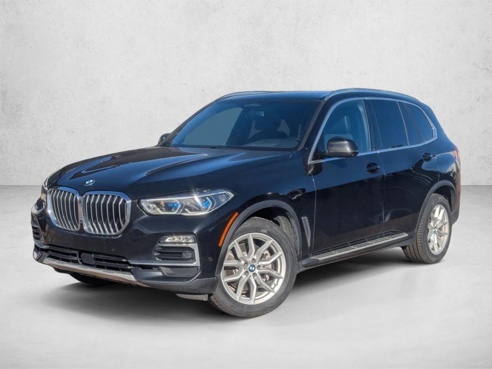 2021 BMW X5 40i's photo