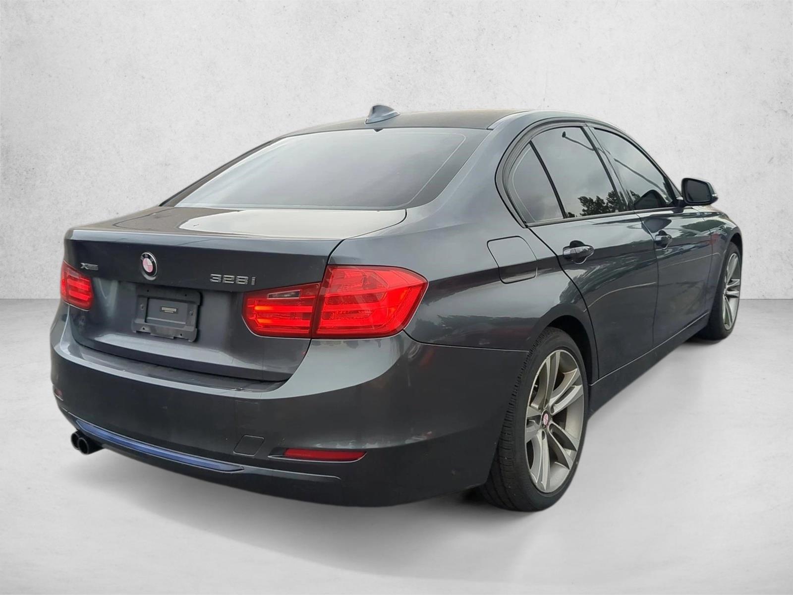 2014 Bmw 328i xDrive SULEV photo 3
