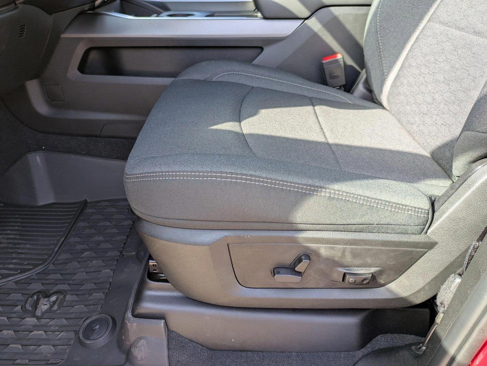2025 Ram 2500 Big Horn photo 4