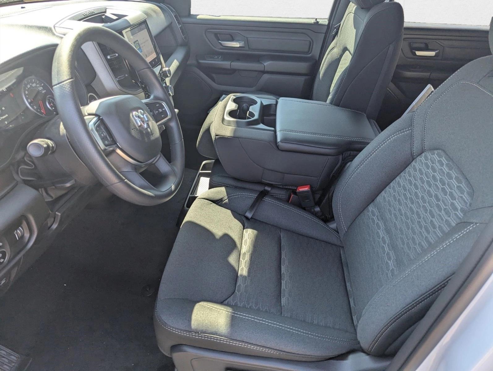 2026 Ram 1500 Warlock photo 4