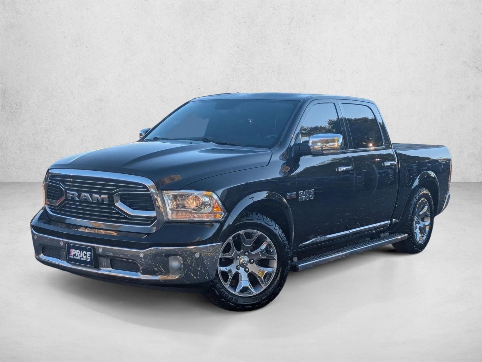 2015 RAM Ram 1500 Pickup Laramie Limited