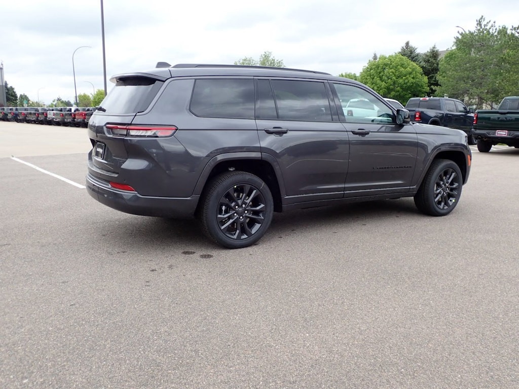 New 2026 Jeep Grand Cherokee Limited Reserve SUV