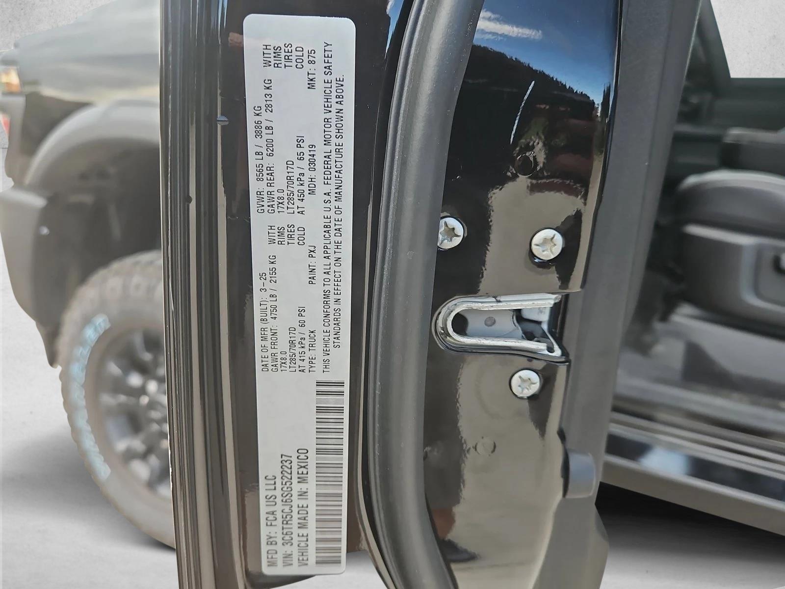 2025 RAM 2500 Tradesman - Photo 18