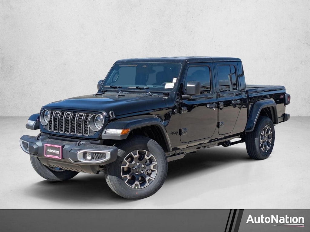 New 2026 Jeep Gladiator Sahara Truck Crew Cab