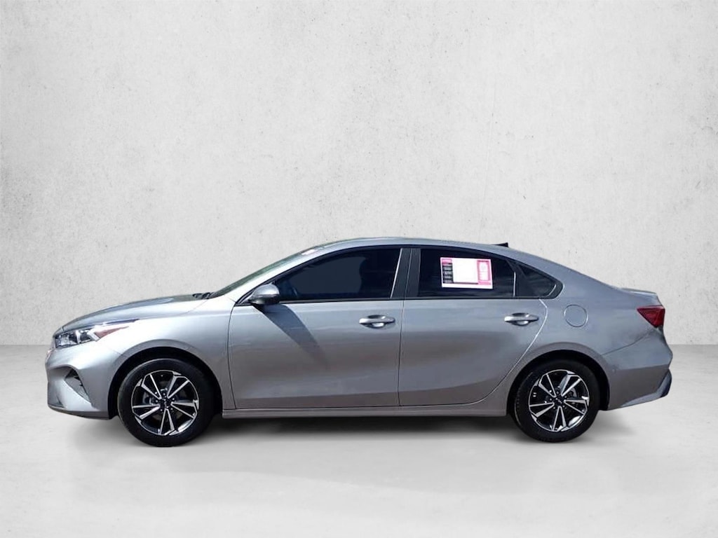 Used 2023 Kia Forte LXS 4dr Car