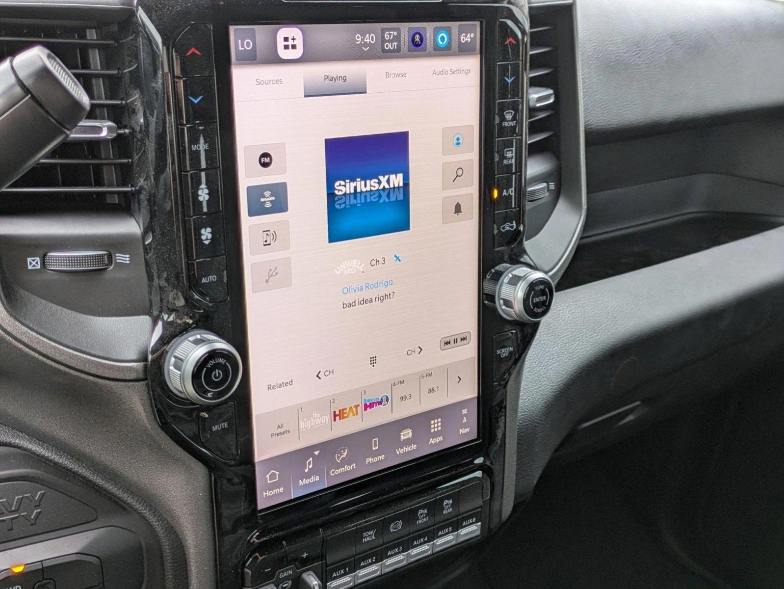 2025 RAM 2500 Tradesman - Photo 12