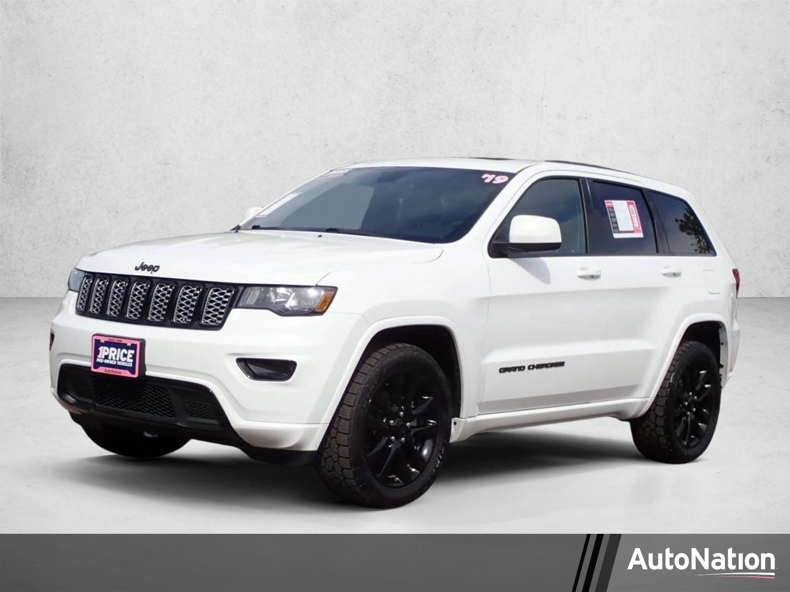 2019 Jeep Grand Cherokee Altitude 4WD's photo