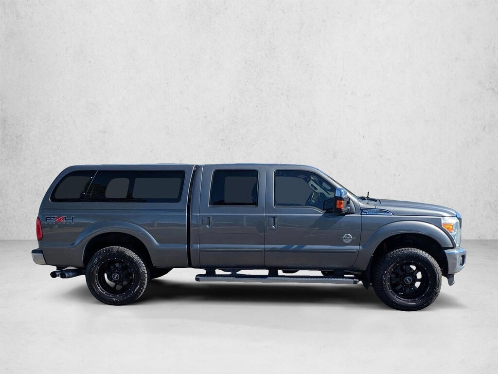 Used 2011 Ford F-250 Lariat Crew Cab Pickup