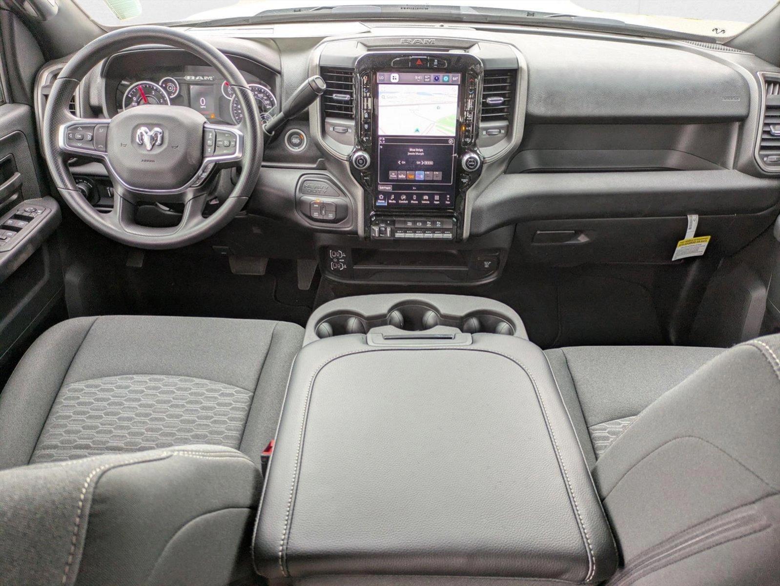 2025 RAM 2500 Tradesman - Photo 15